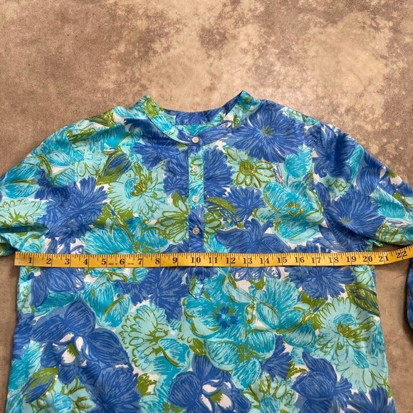 Talbots Shirt Women Medium Petite Blue Button 1/2 Floral Sequin Shine Lightweigt - Picture 2 of 9